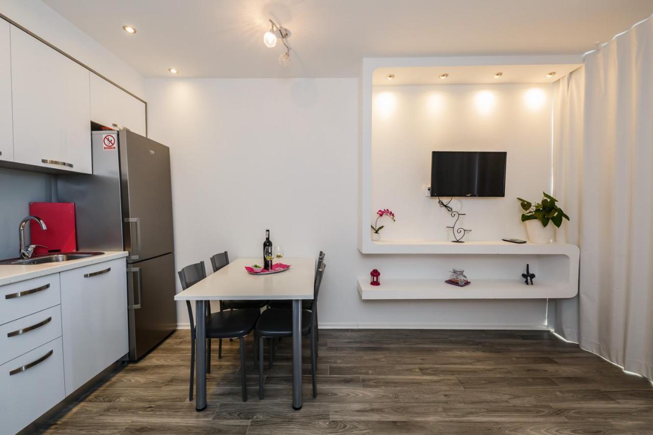 Lovely Apartments Kaštela المظهر الخارجي الصورة