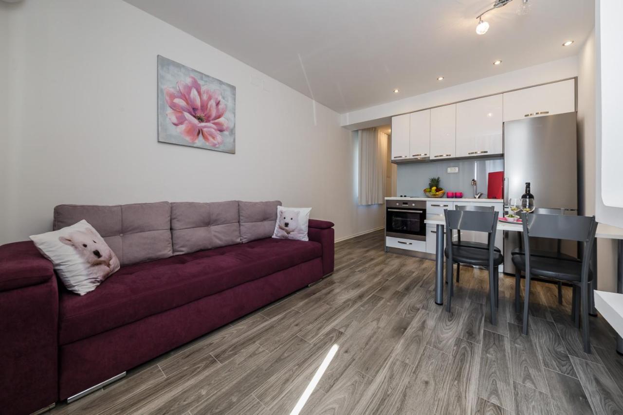 Lovely Apartments Kaštela المظهر الخارجي الصورة